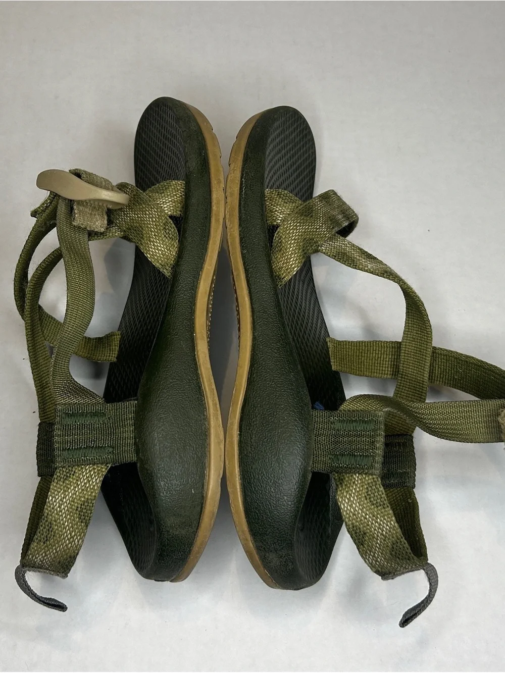 Chaco Youth Size 4 Olive Green & Tan Strappy Sandals